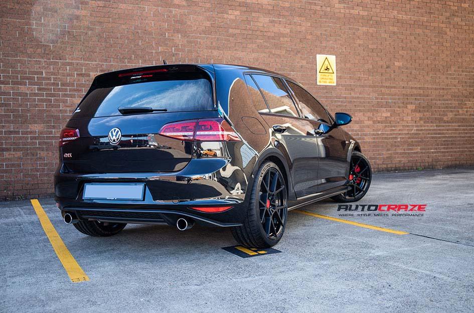 VOLKSWAGEN GOLF KPS MATTE BLACK